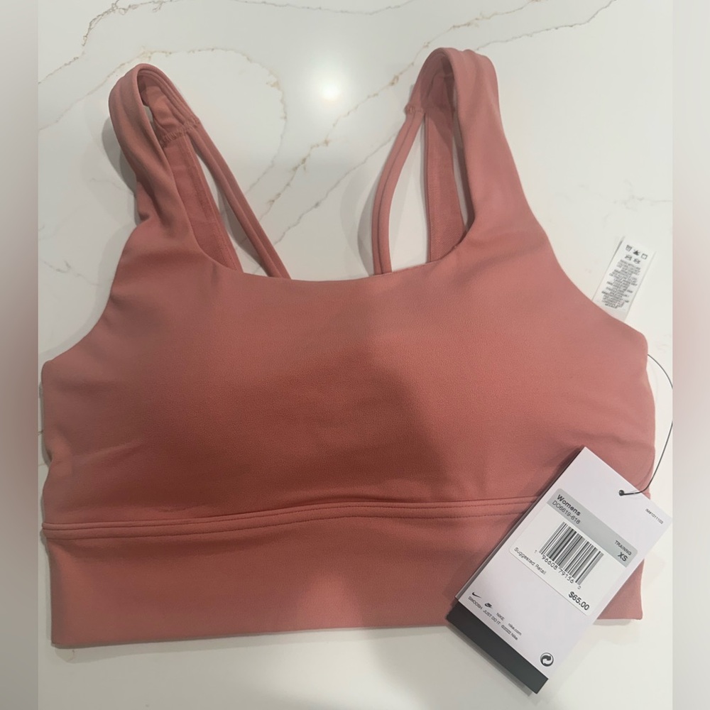 Nike dri-fit sports top